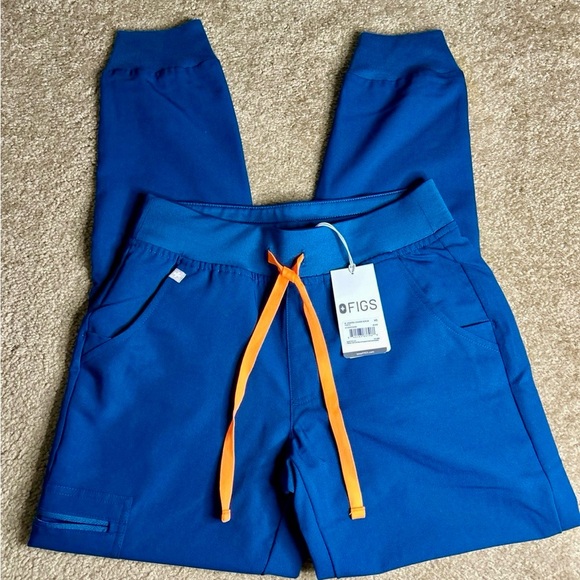 NWOT FIGS LIMITED EDITION DEEP REEF SCRUBS - Picture 4 of 7